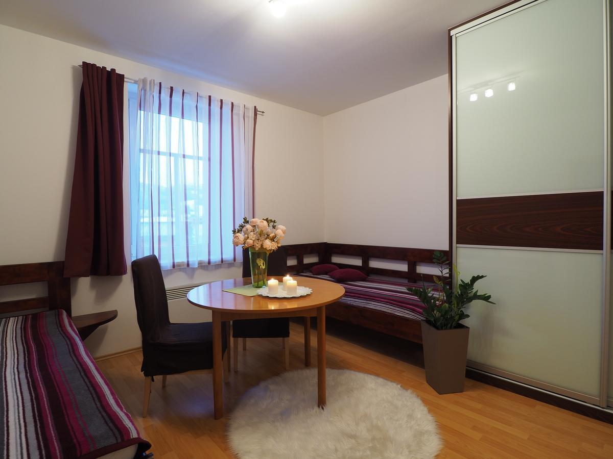 Apartman Radmila Лугачовице Экстерьер фото
